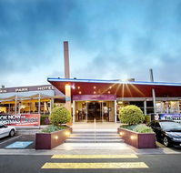 Sandown Park Hotel - Great Ocean Road Tourism