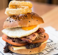 On It Burgers - Great Ocean Road Tourism