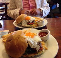 Flanagans Border Inn - Great Ocean Road Tourism