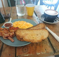 Hummingbird Cafe - Great Ocean Road Tourism