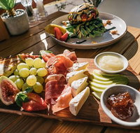 The Point Cafe Restaurant - Great Ocean Road Tourism