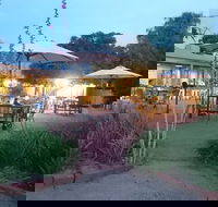 Magpies Nest Restaurant