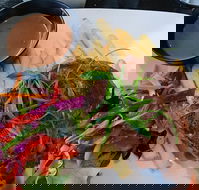 Minty's Cafe Bar n Grill