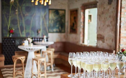 Victoria Hotel Bistro - Great Ocean Road Tourism 11