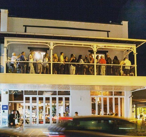 Victoria Hotel Bistro - Great Ocean Road Tourism 14