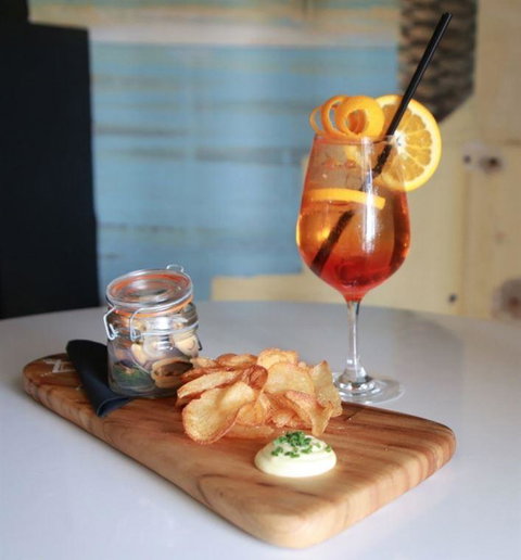 Victoria Hotel Bistro - Great Ocean Road Tourism 17