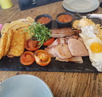Warnies Cafe - Great Ocean Road Tourism