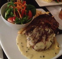 Bowning Hotel Dining Room - Great Ocean Road Tourism