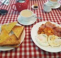 Roses Ice Cream Parlour and Cafe' - Great Ocean Road Tourism