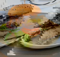 The West End Store Cafe