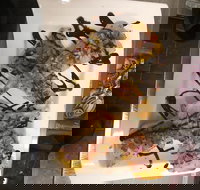 Victorian hotel restaurant - Great Ocean Road Tourism