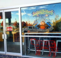 Elwoods Eatery - Great Ocean Road Tourism