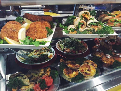 Chatter Box Cafe - Great Ocean Road Tourism 0