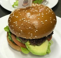 Burger and More Cafe - Great Ocean Road Tourism