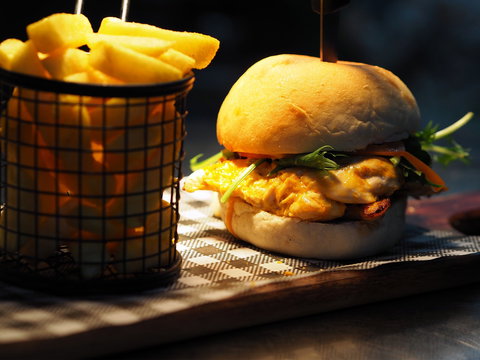 Magpie And Stump Hotel - Great Ocean Road Tourism 1