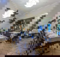 Wild Prawn Cafe Bar and Grill - Great Ocean Road Tourism