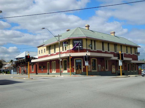 Flo Espresso - Great Ocean Road Tourism 0