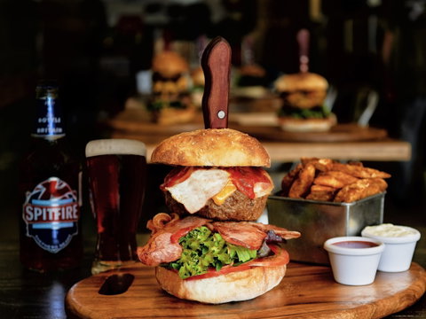Spitfire Restaurant And Grill - Great Ocean Road Tourism 1