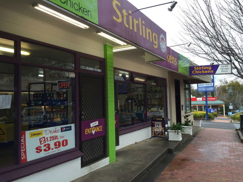 Stirling Chickens - Great Ocean Road Tourism 0
