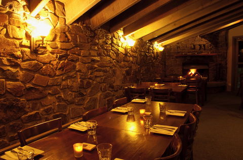 Stonesthrow Restaurant At Hotel High Plains - Great Ocean Road Tourism 0