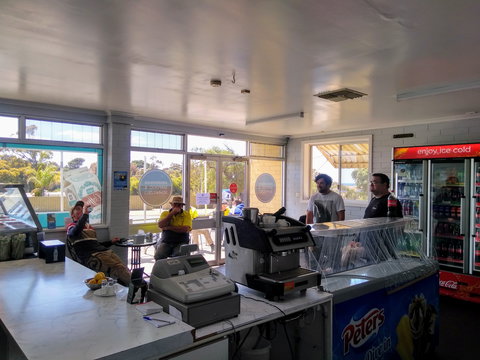 Ardrossan Seafood And Schnitzels - Great Ocean Road Tourism 2