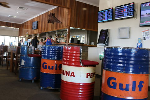 Berry Springs Tavern - Great Ocean Road Tourism 1