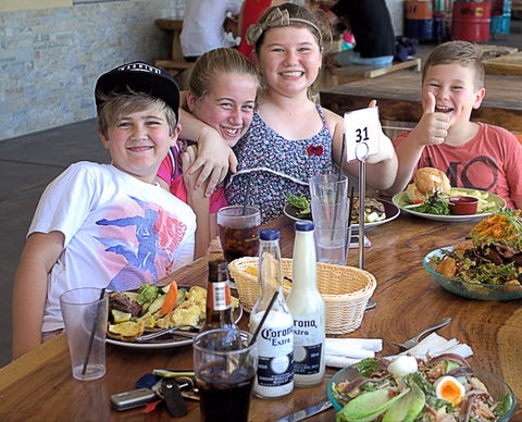 Berry Springs Tavern - Great Ocean Road Tourism 2