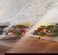 Rocco's Burger Cafe - Great Ocean Road Tourism