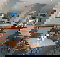 Sandyfoot Caf and Bar - Great Ocean Road Tourism