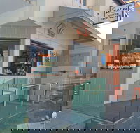 Pikolo Espresso Bar - Great Ocean Road Tourism