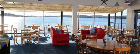The Cormorant - Cafe On The Pier - Great Ocean Road Tourism 2