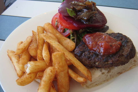 Uno Uno - Great Ocean Road Tourism 0