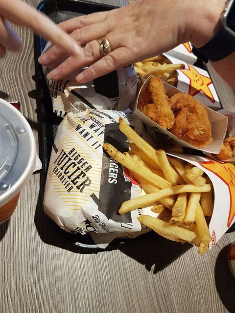 Carl's Jr - Great Ocean Road Tourism 0