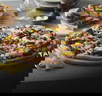 Crust Gourmet Pizza Bar - Belmont - Great Ocean Road Tourism