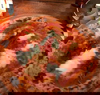 Betty's Bar - Great Ocean Road Tourism