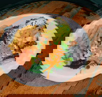 Three Little Pigs Tavern - Great Ocean Road Tourism