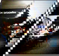 Bradlees on the Beach - Great Ocean Road Tourism