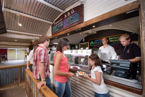 Pioneer BBQ And Bar - Great Ocean Road Tourism 1