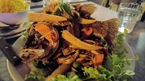 Wung Nam Thai Water Palace - Great Ocean Road Tourism 0