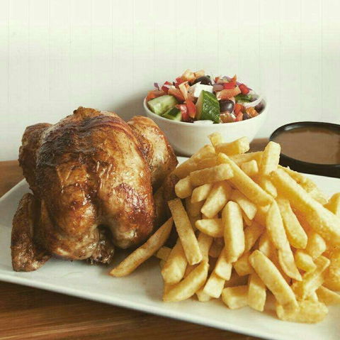 Ari & Esmay - Great Ocean Road Tourism 0