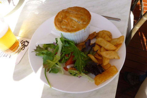 Narooma Services Club - Great Ocean Road Tourism 0