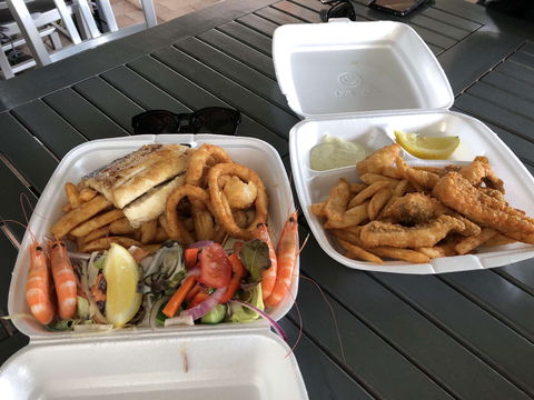 Pelican Rocks Seafood Restaurant - Great Ocean Road Tourism 0
