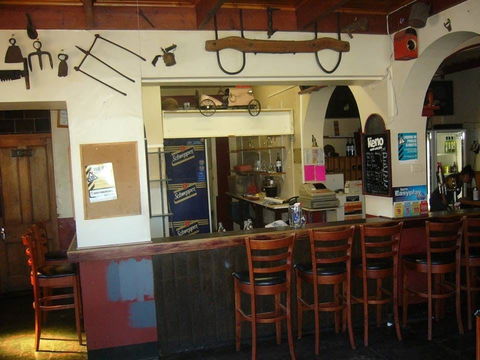 Clarendon Arms - Great Ocean Road Tourism 0