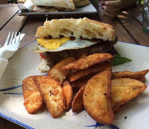 Golden Horse Chinese - Great Ocean Road Tourism 0