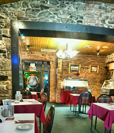 The Commercial Hotel - Great Ocean Road Tourism 0