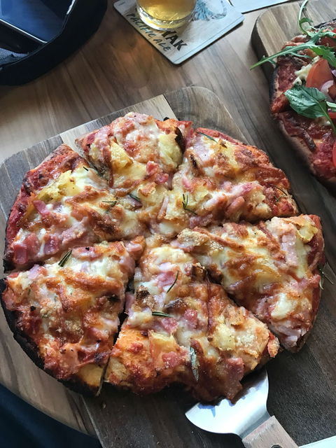 Finbar's Lounge Bar - Great Ocean Road Tourism 0