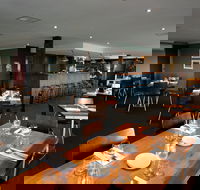 Sisters Rock Restaurant - Great Ocean Road Tourism