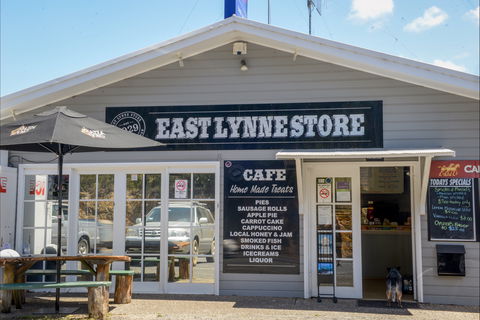 East Lynne Store - Great Ocean Road Tourism 0