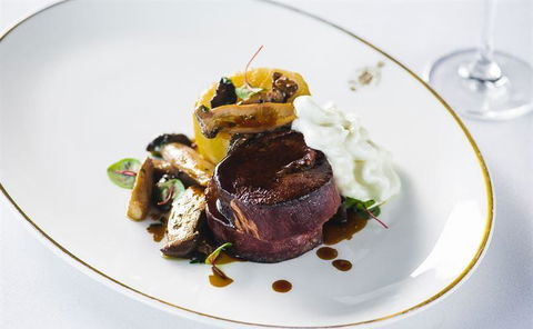 SJ's Brasserie - Great Ocean Road Tourism 3