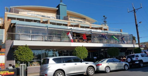 Harry's On The Esplanade - Great Ocean Road Tourism 20